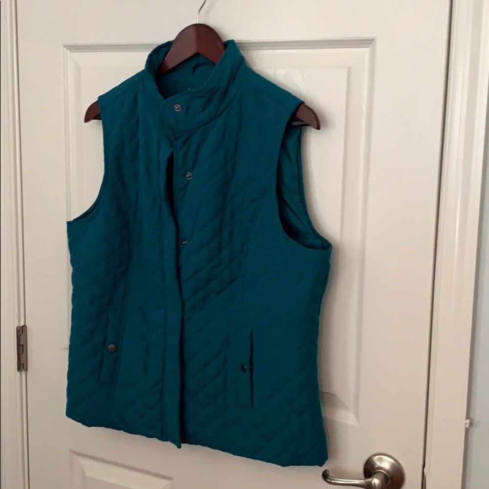Ladies teal colored vest